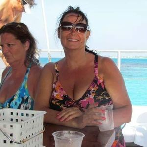 Meet your Posher, Kim marie hooper